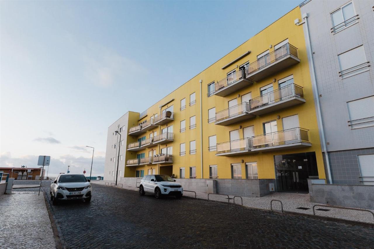 Sunshine Beach Apartment ليريا المظهر الخارجي الصورة