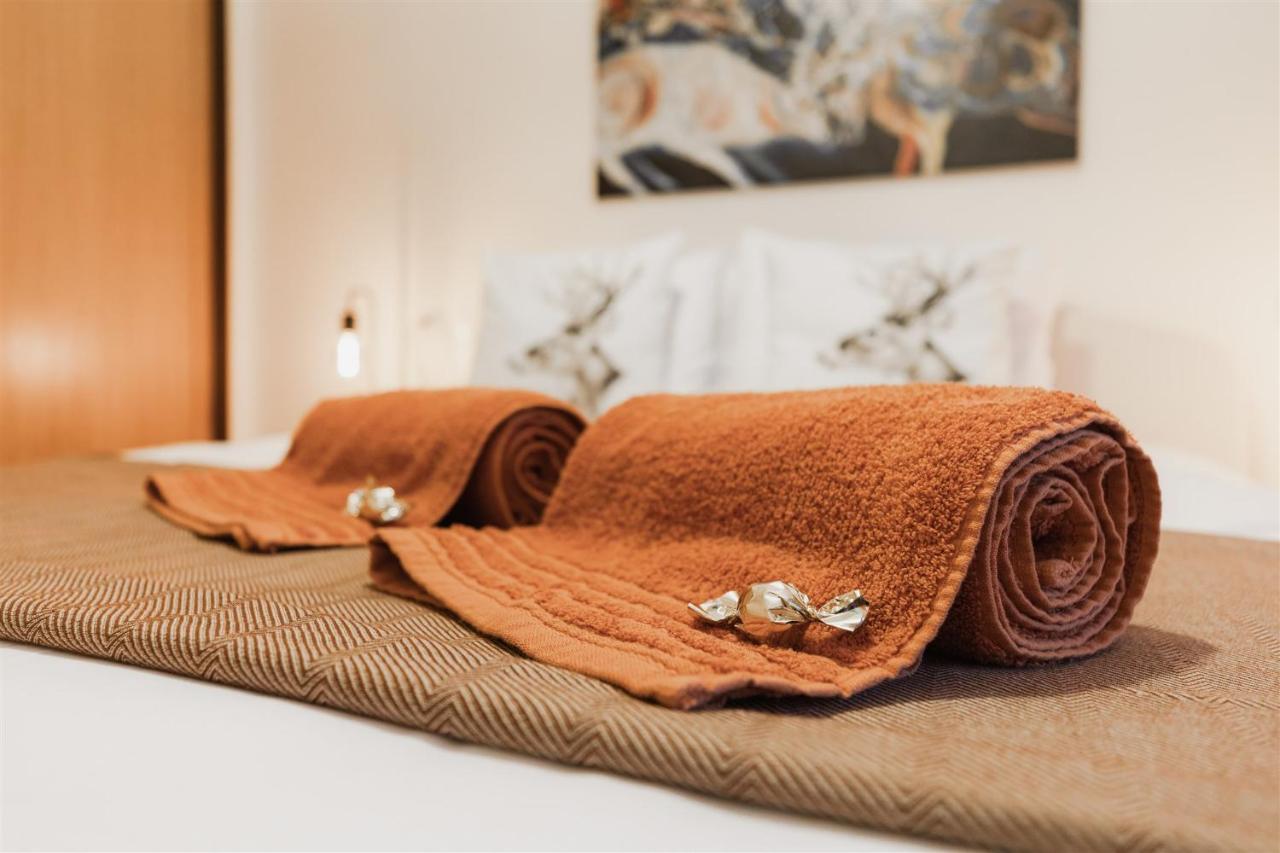 Sunshine Beach Apartment ليريا المظهر الخارجي الصورة
